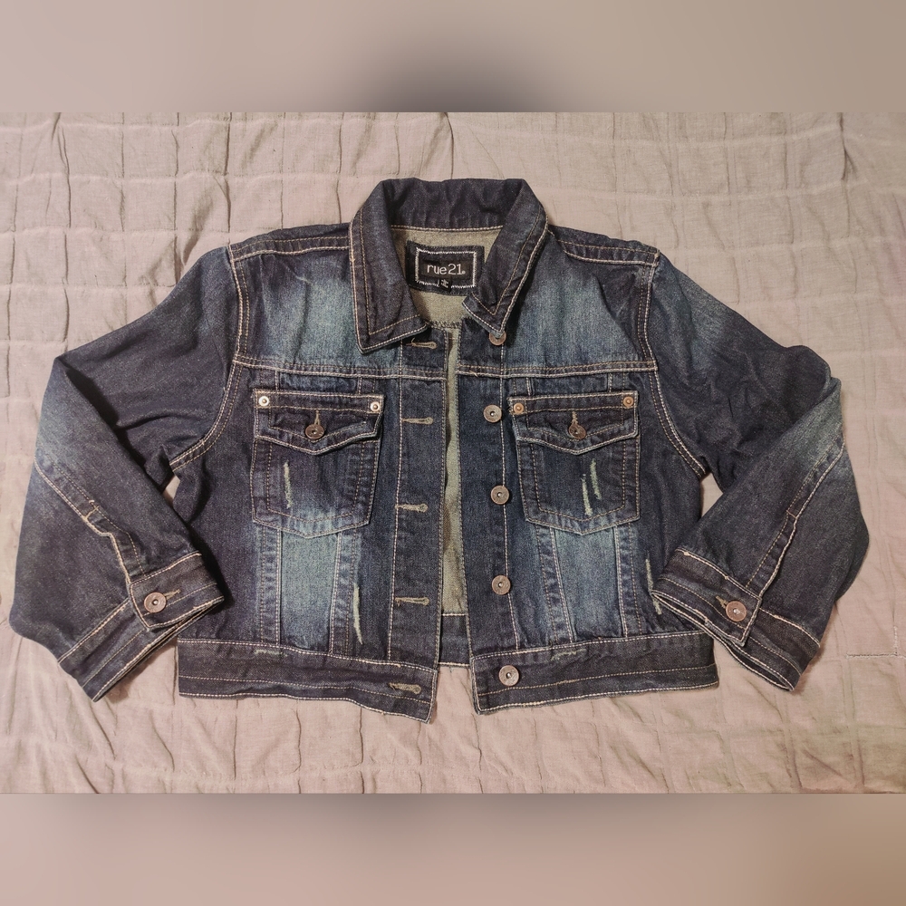 Rue 21 Cropped Distressed Denim Jean Jacket Large